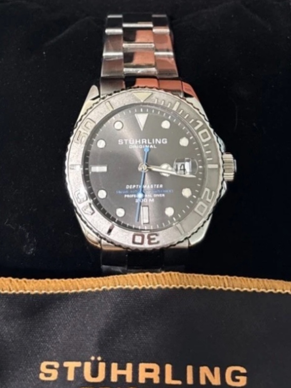 Stuhrling Depthmaster 883 Rhodium Dial Professional Dive Watch 200m Automatic